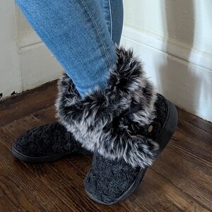 Women's Black Faux Fur Boots